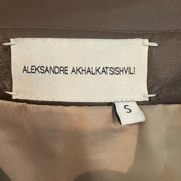 Alexsandre Akhalkatsishvili Brown Vegan Leather Mini Skirt V Waist sz S NWOT - Picture 5 of 7